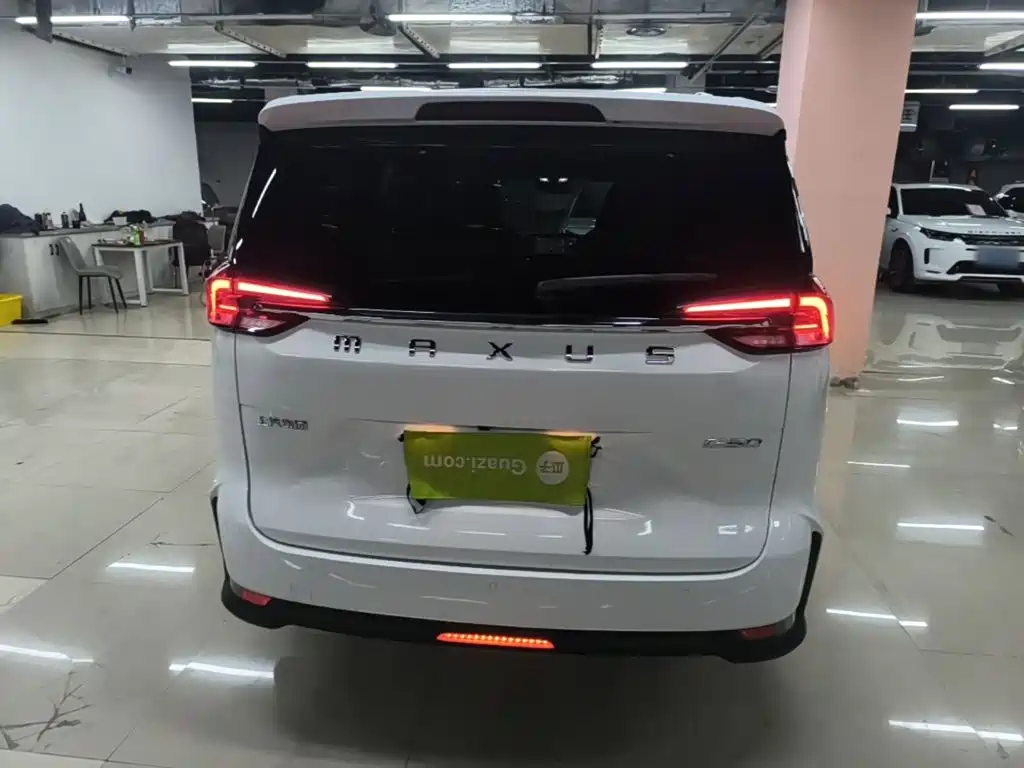 Фото 6 - Maxus Maxus G50