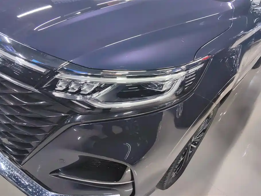 ROEWE IMAX8