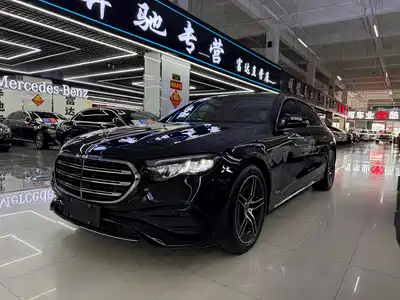 Mercedes-Benz E