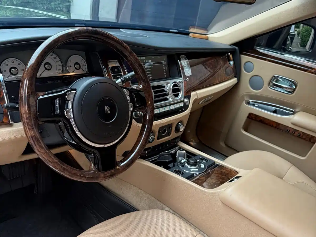Rolls-Royce Ghost 2010 2010 Model 6.6T Standard