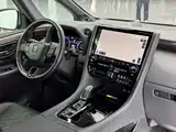 Фото 25 - Toyota Vellfire