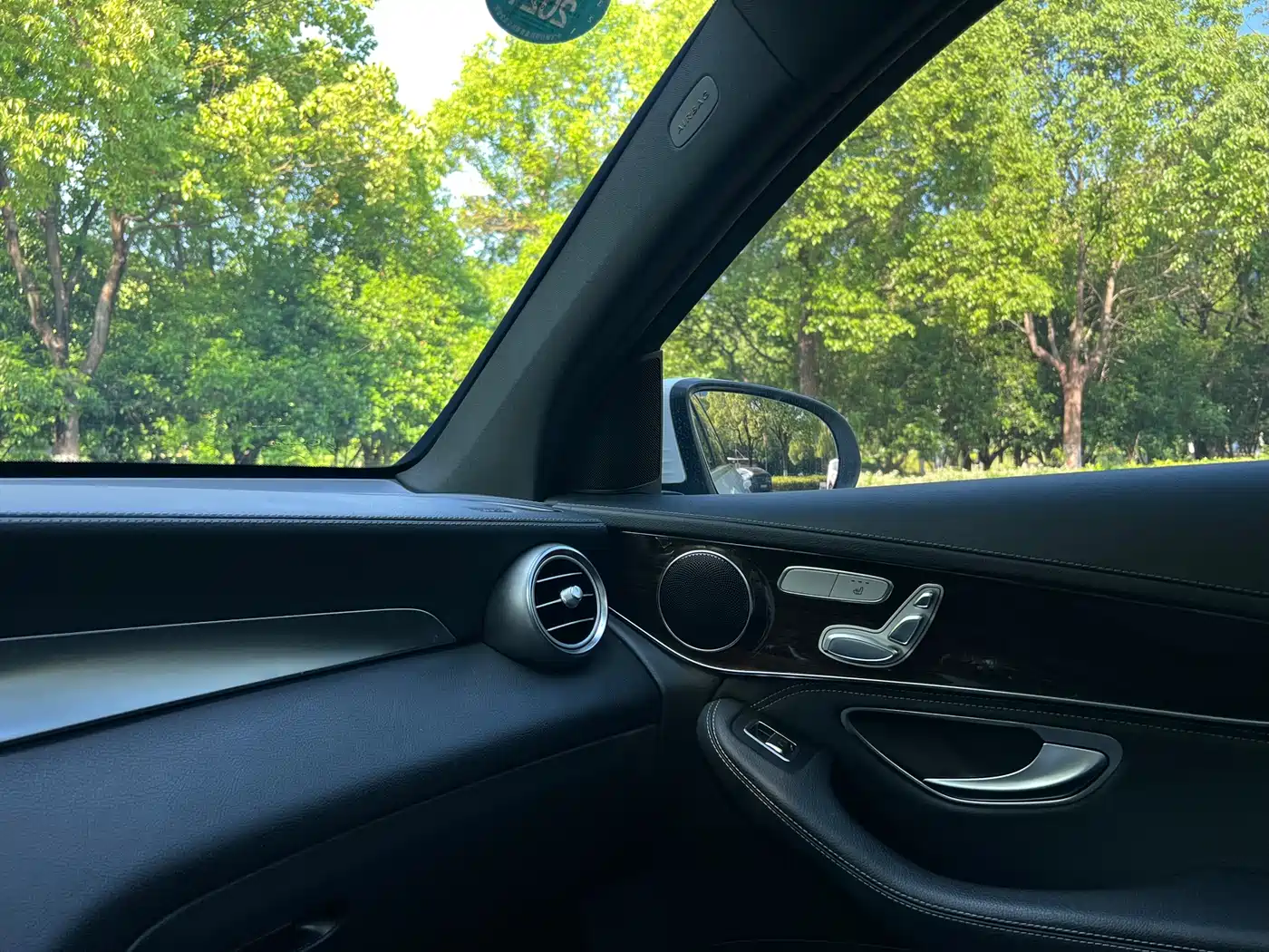 Mercedes-Benz GLC 2017 GLC 260 4MATIC Dynamic фото 18
