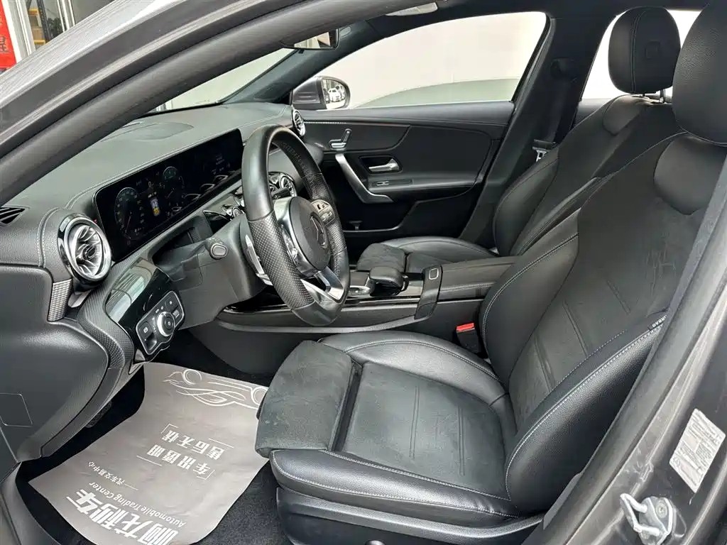 MERCEDES-BENZ A CLASS