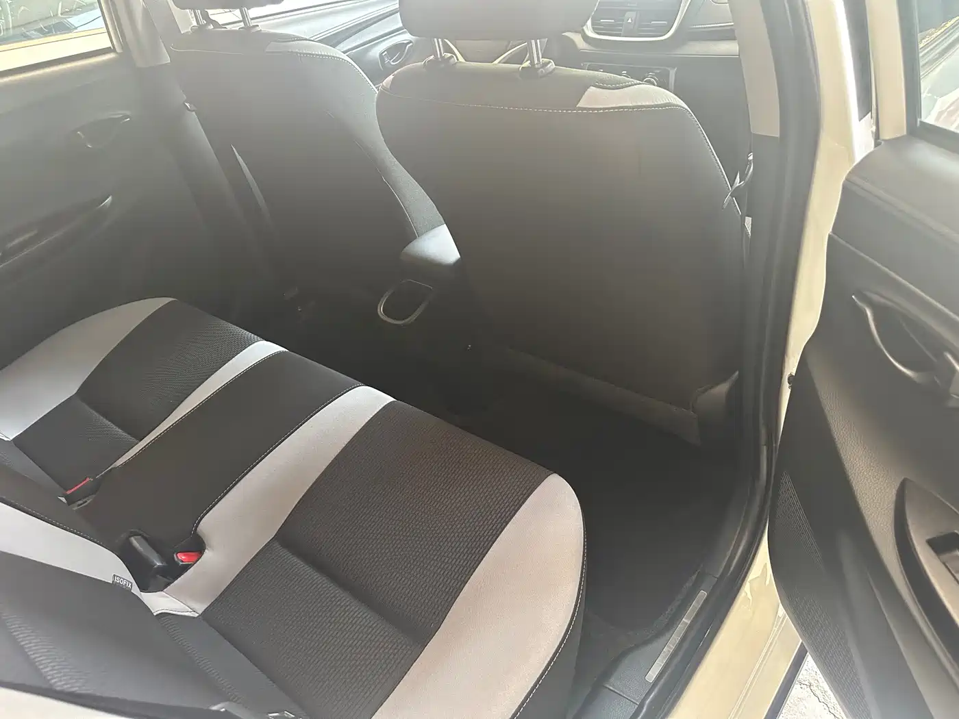 Toyota Yaris, миниатюра 8