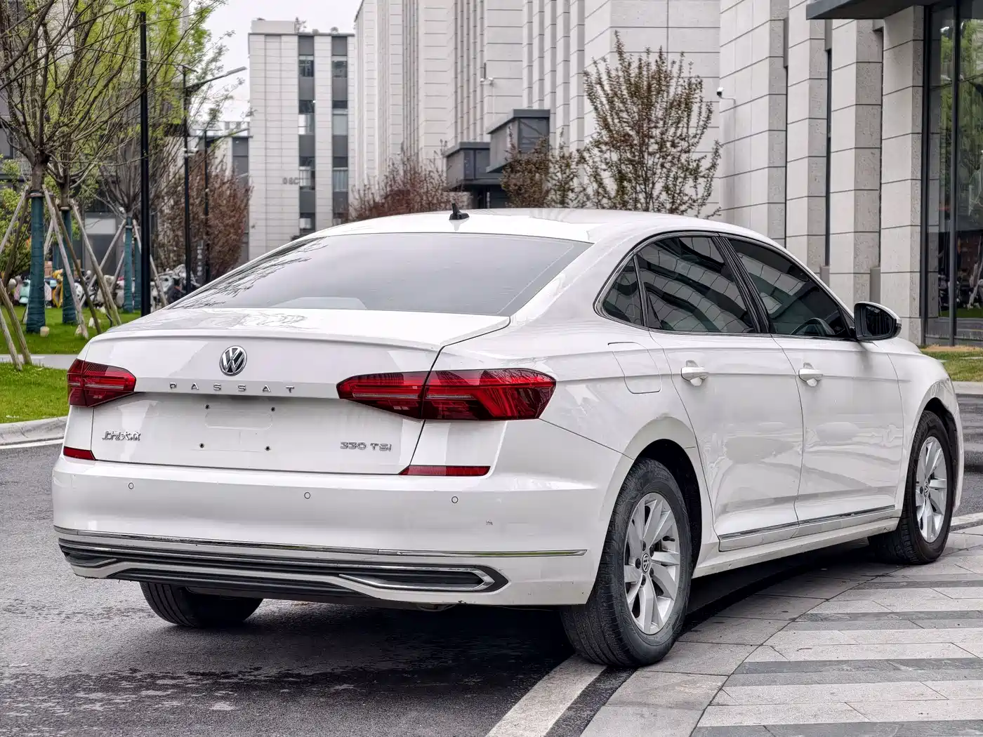 Volkswagen Passat 2019 Model 280TSI Business Edition China VI фото 8