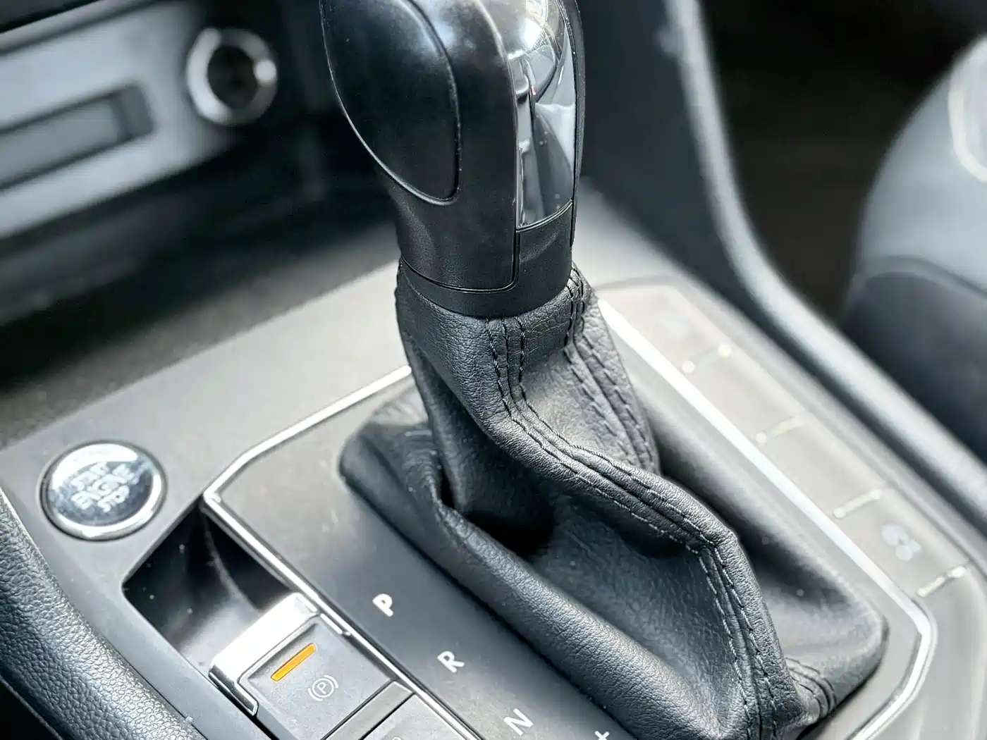 Volkswagen Tiguan L 2020 330TSI Auto 2WD Trend China VI фото 14