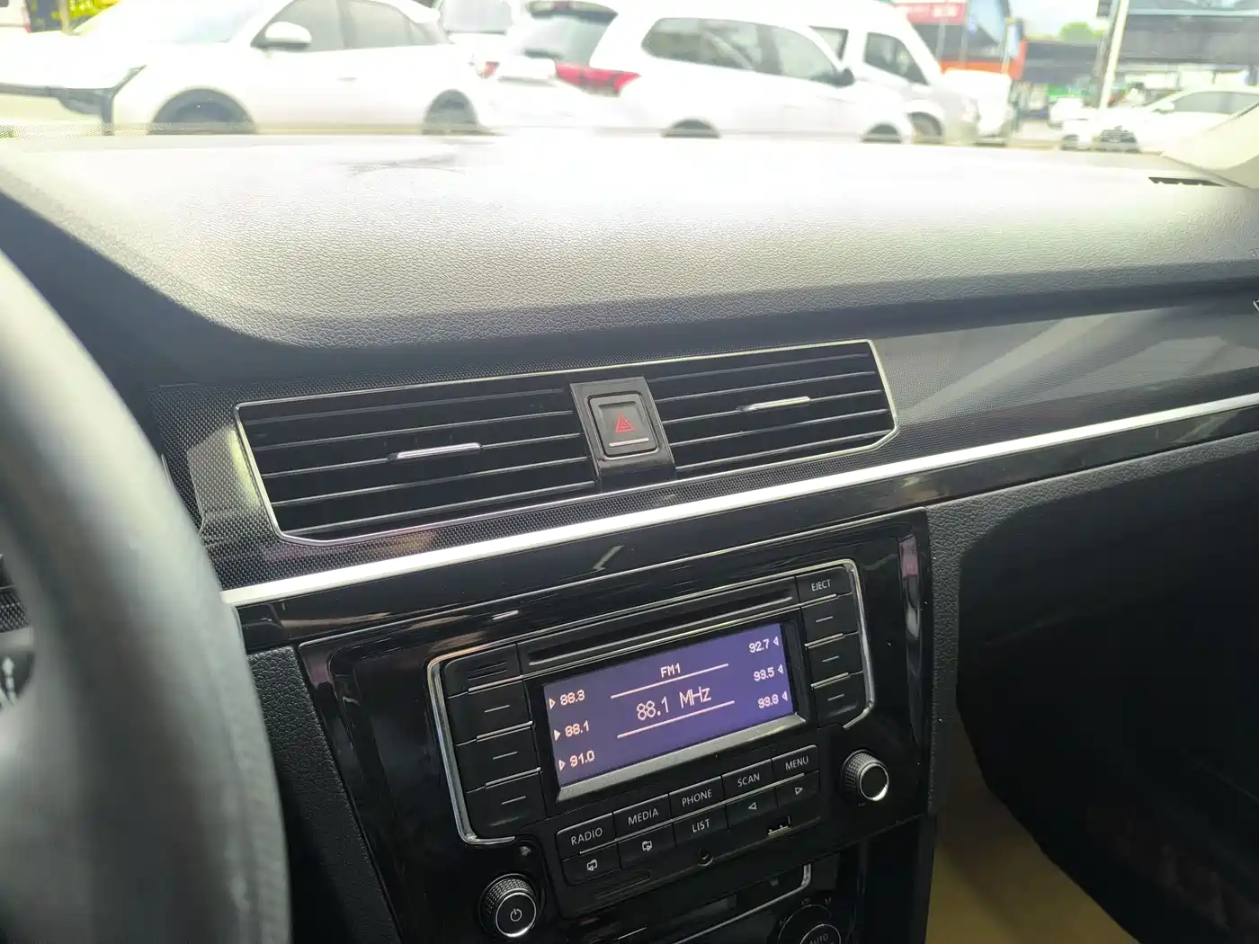 VOLKSWAGEN C TREK WEI COLLAR