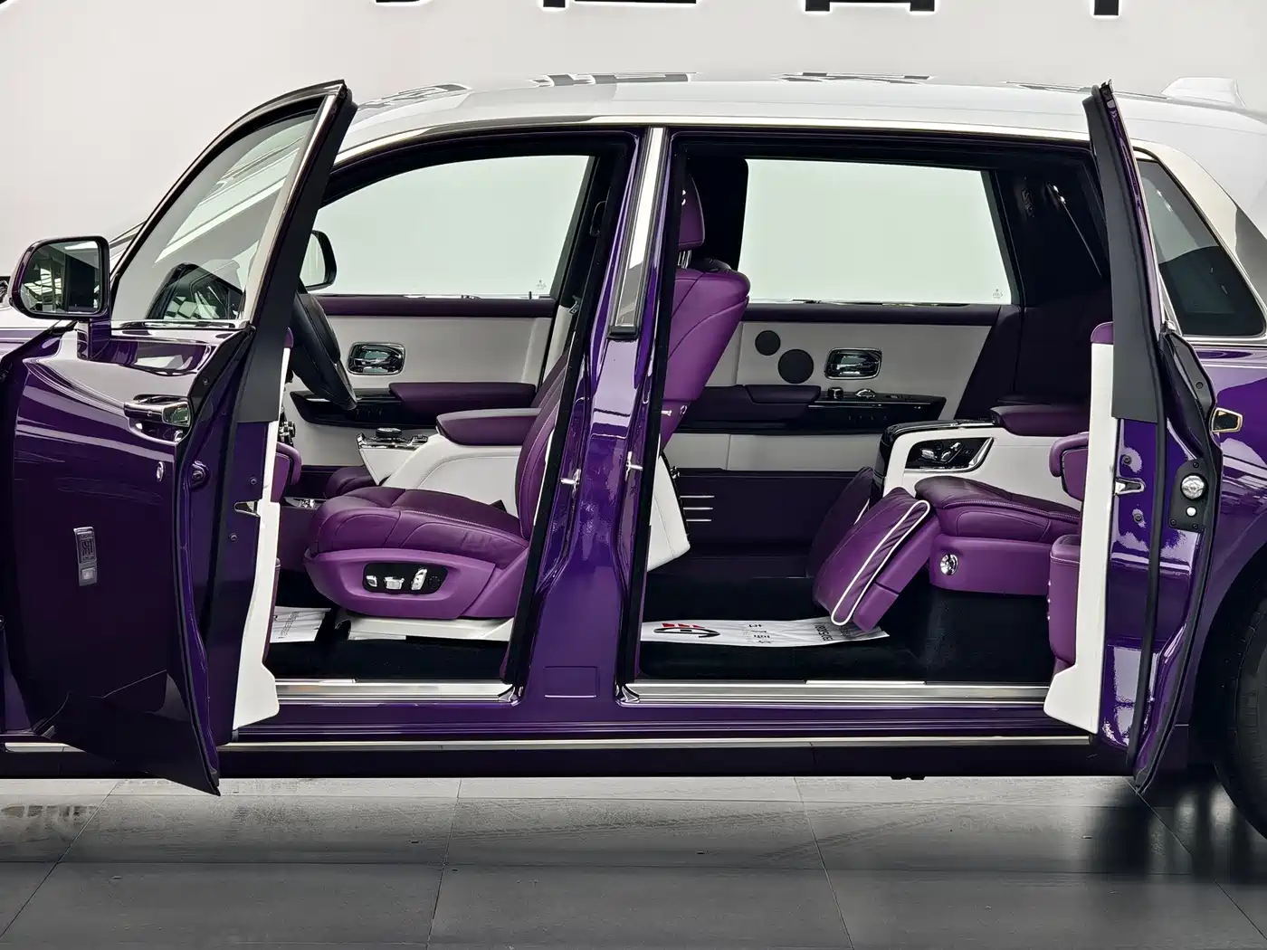 Rolls-Royce Phantom 2021 2018 6.7T Long Wheelbase Version