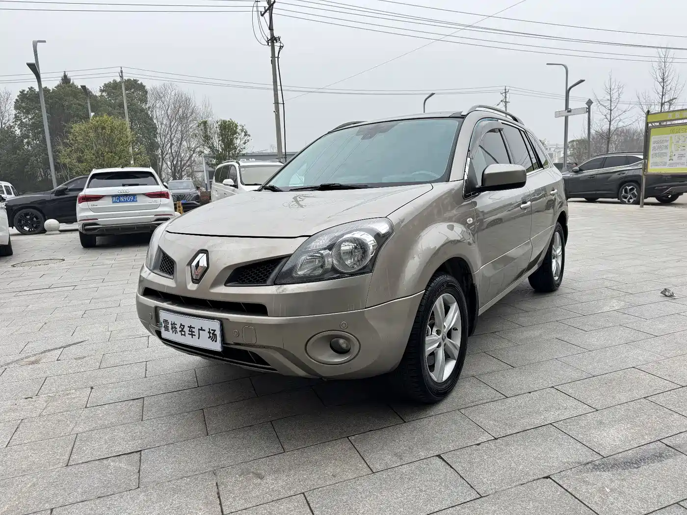 Renault Koleos (Import) 2011 2012 2.5L 2WD Comfort Navigation Edition