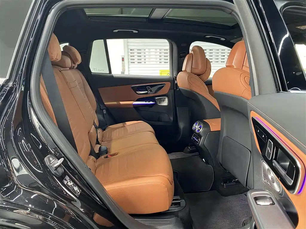 Mercedes-Benz GLC 2024 GLC 300 L 4MATIC Luxury 7-seater фото 13