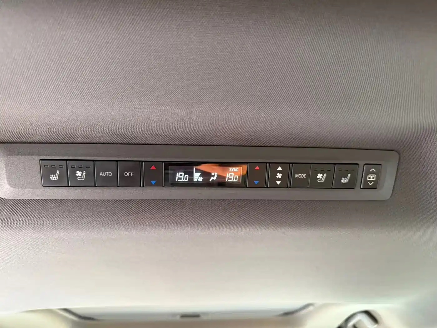 Toyota Granvia 2023 2023 2.5L Hybrid Prestige PLUS Edition