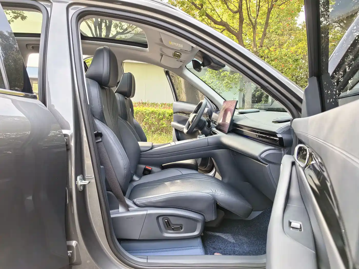 GEELY GALAXY GALAXY E5