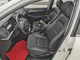 Фото 15 - Geely Vision