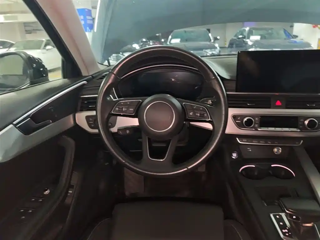 Audi A4L 2022 40 TFSI Luxury Dynamic фото 17