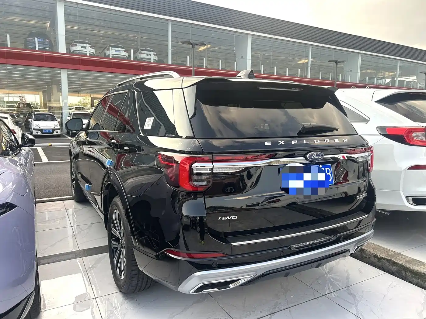 Ford Explorer 2026 2024 2.3T EcoBoost AWD Titanium Edition 7-Seater