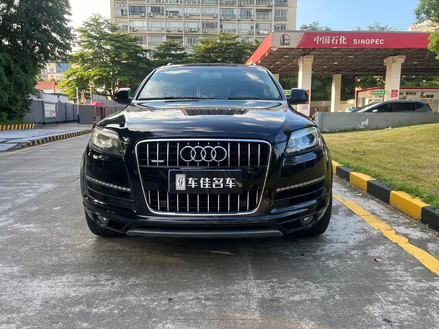 Фото 2 - Audi Q7