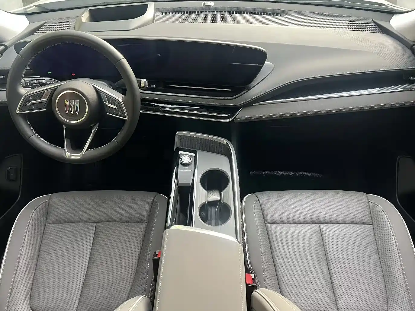 Buick E5 2023 2023 Premium Standard Range Edition