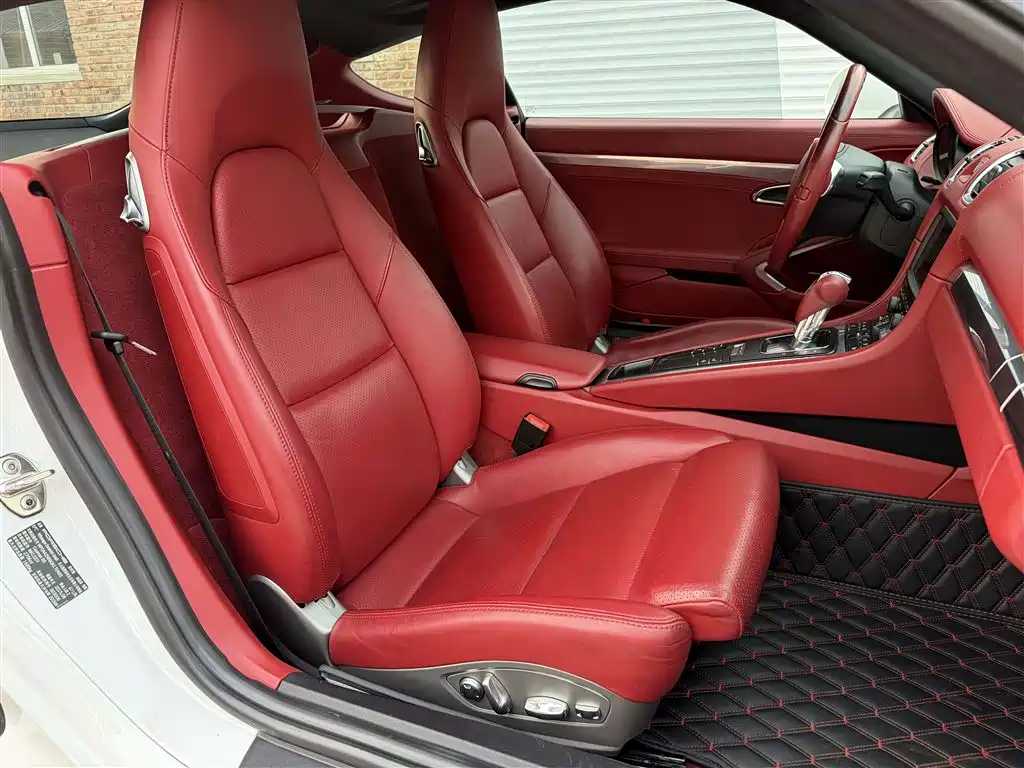 Photo 14 - Porsche Cayman