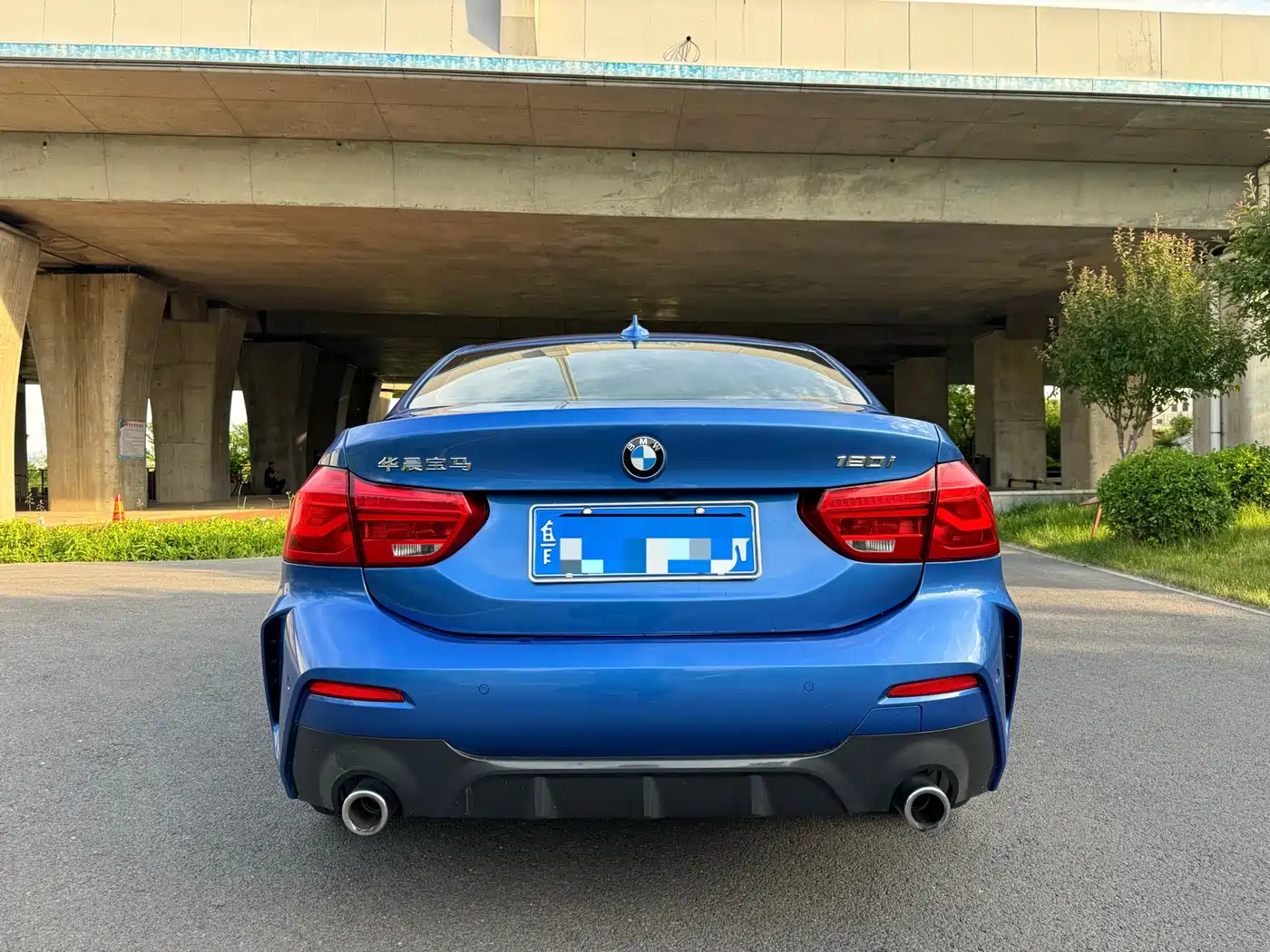 BMW 1 Series 2019 120i Leading M Sport Package фото 4