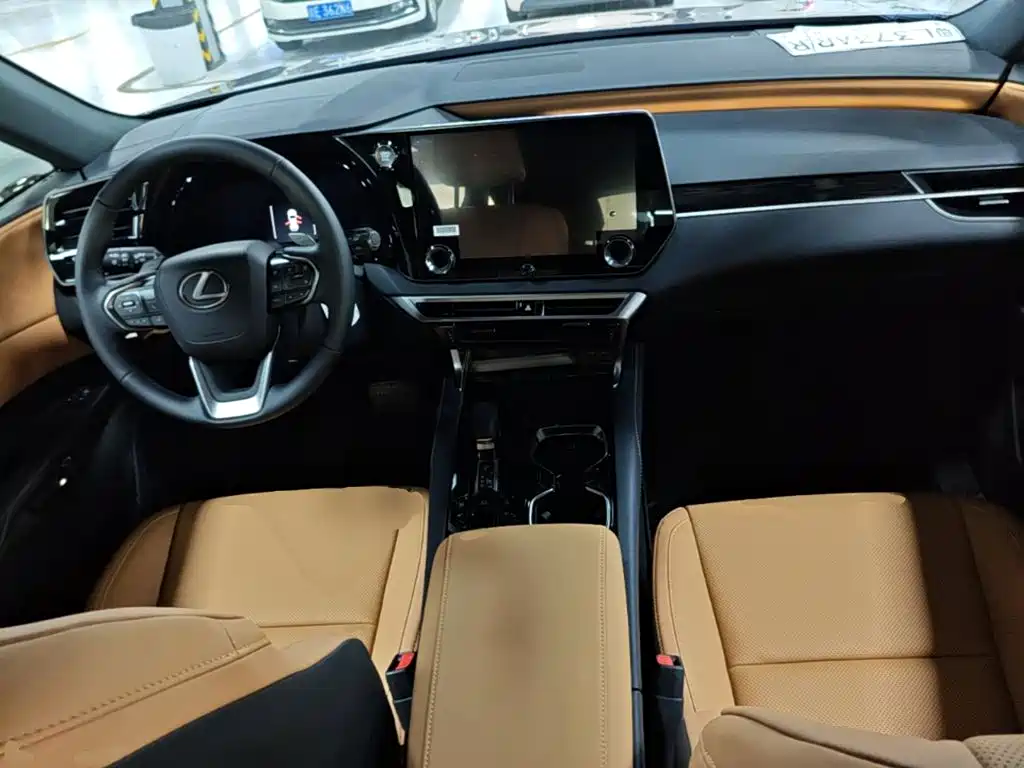 Lexus RX 2026 2026 300 AWD Premium Edition