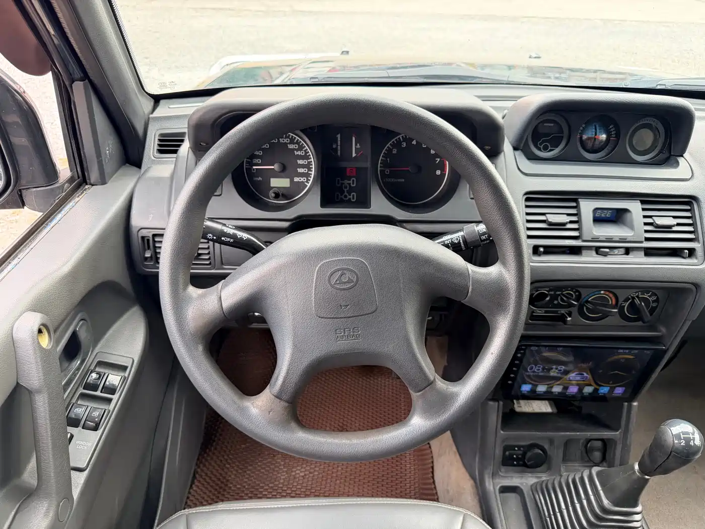 Leopaard Liebao 6481 2009 2.2L Manual 4WD фото 13