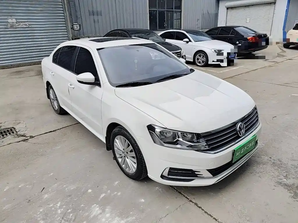 Фото 4 - Volkswagen Lavida