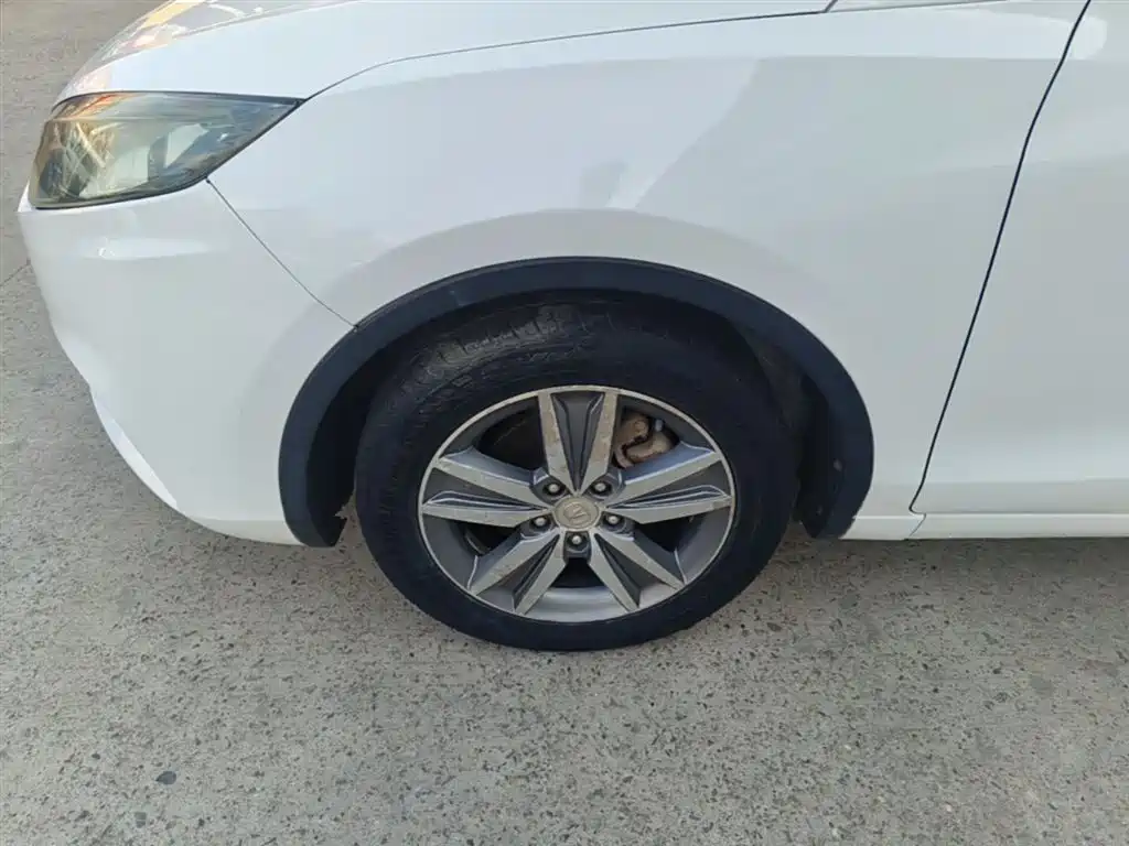 Changan Eado XT 2016 2016 1.6L Manual Stylish Cool Edition
