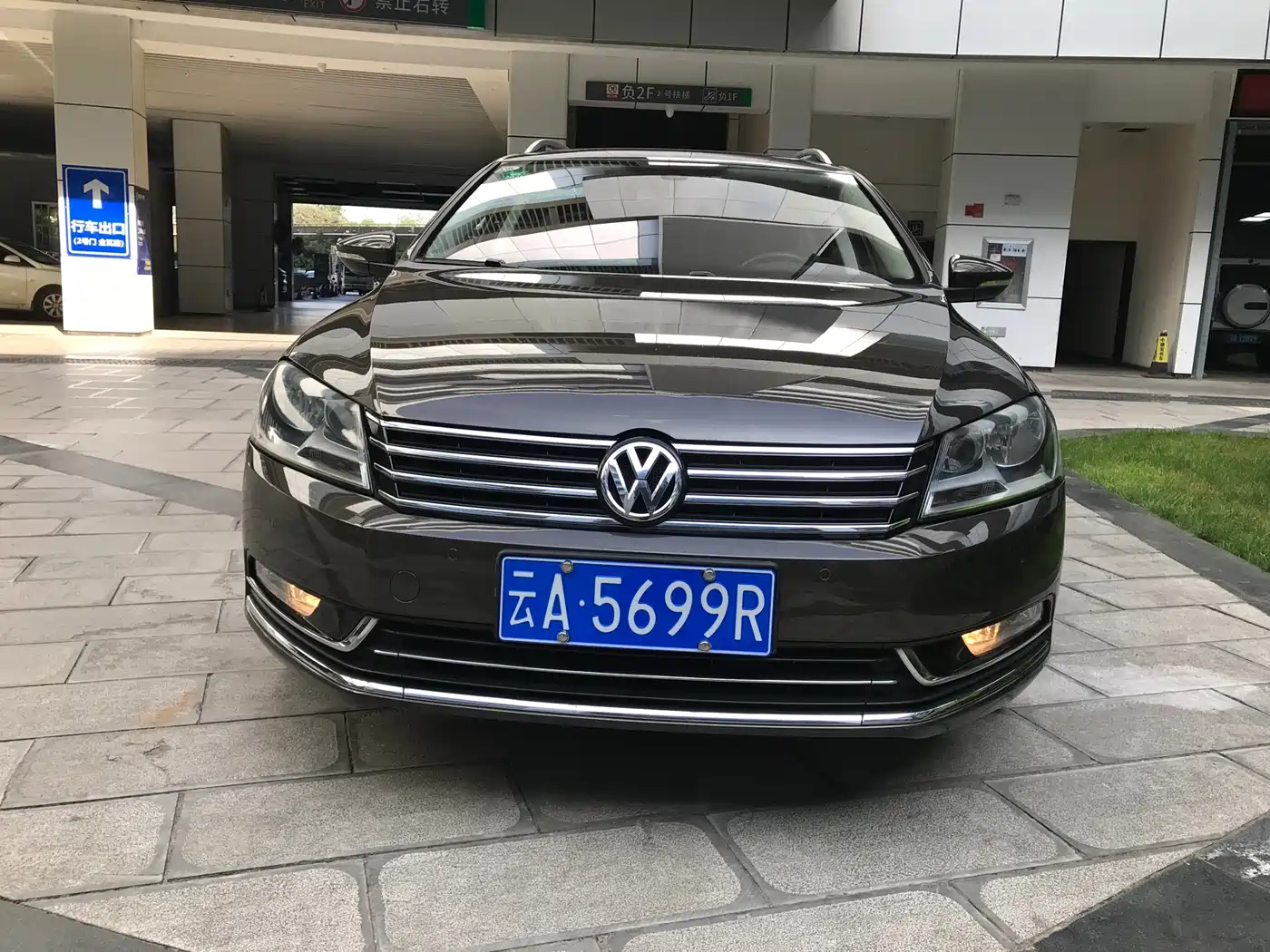 Volkswagen Magotan (Import) 2012 Wagon 2.0TSI Comfort