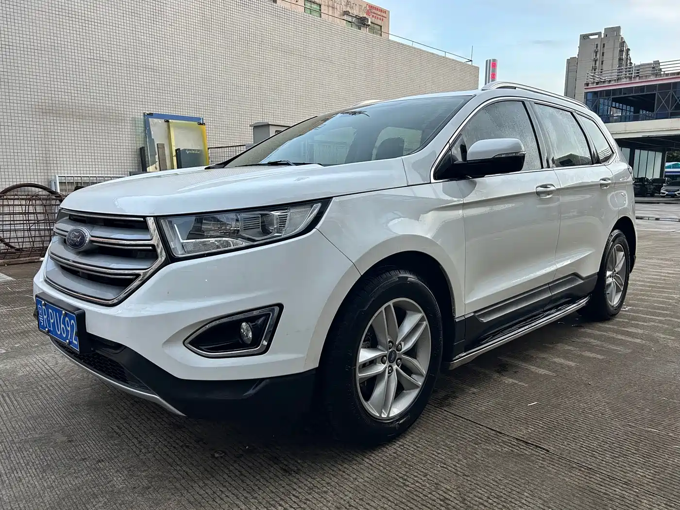Фото 1 - Ford Edge
