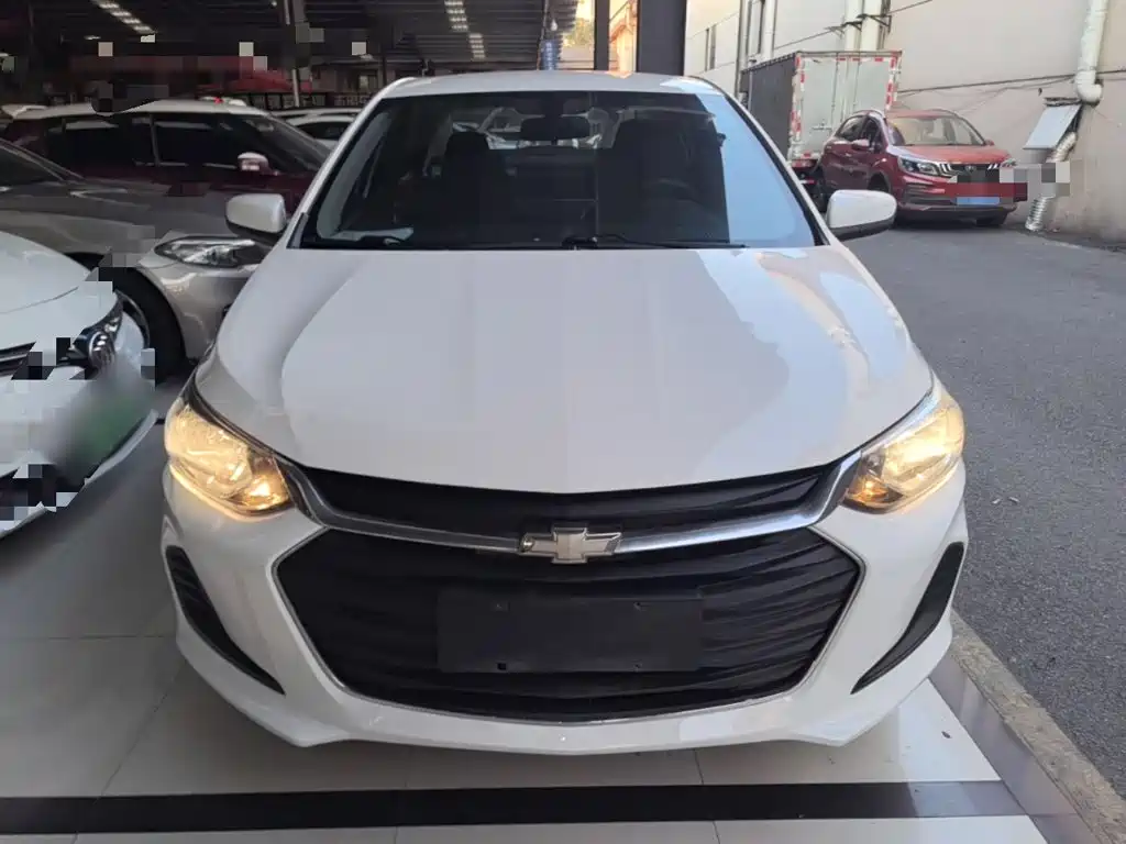 Photo 3 - Chevrolet Cavalier