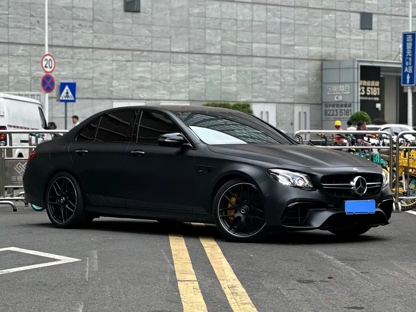 Mercedes-Benz E-Class AMG 2018 AMG E 63 S 4MATIC+ Special Edition фото 3