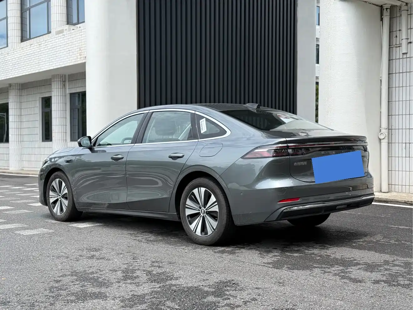 Geely Galaxy Galaxy A7 2025 2025 EM-i 150km Premium Edition