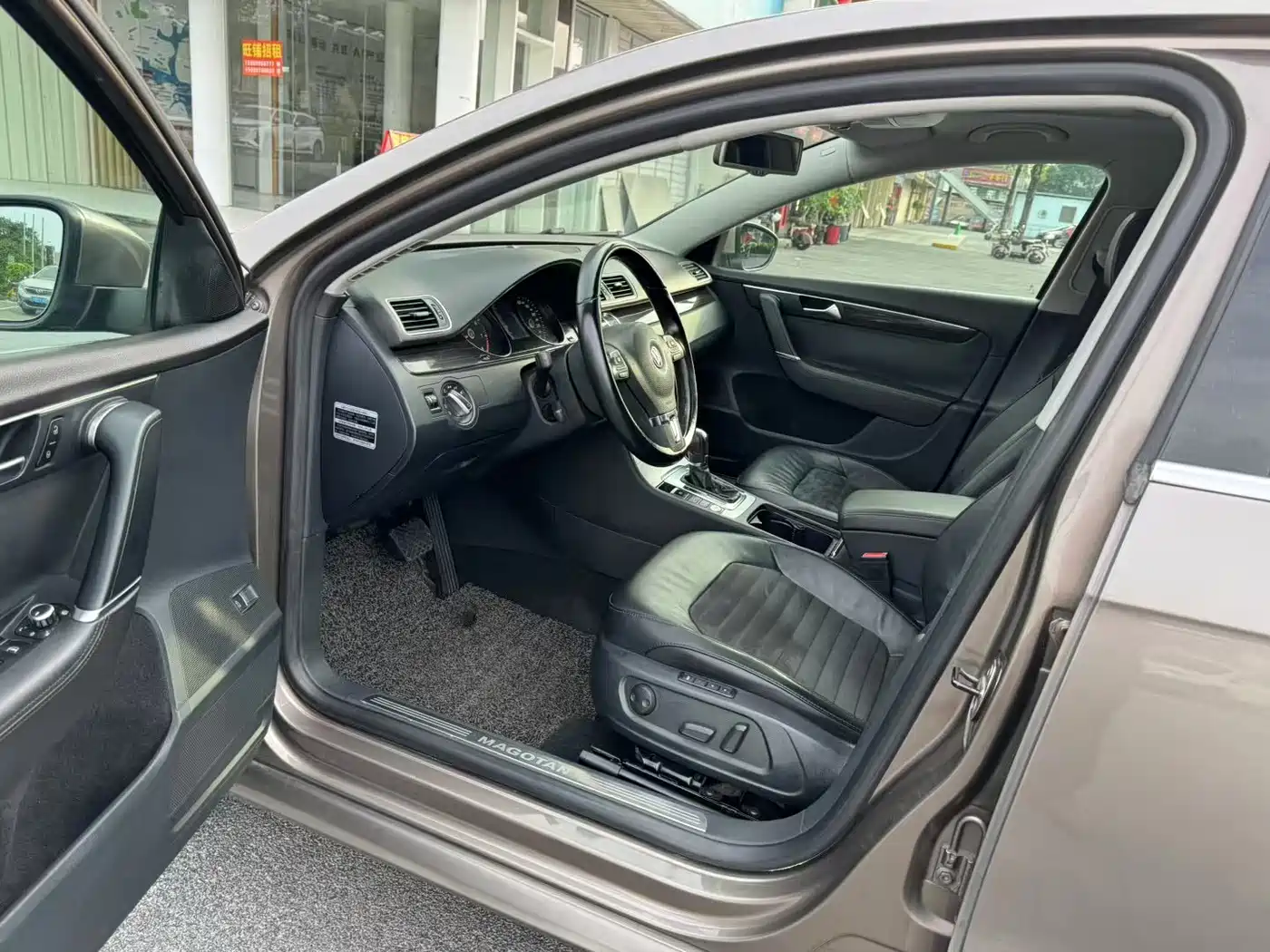 Volkswagen Magotan 2012 2012 1.8TSI Luxury