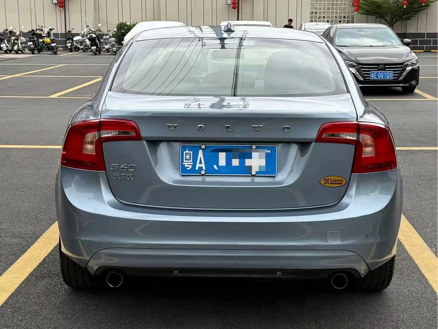 VOLVO S60