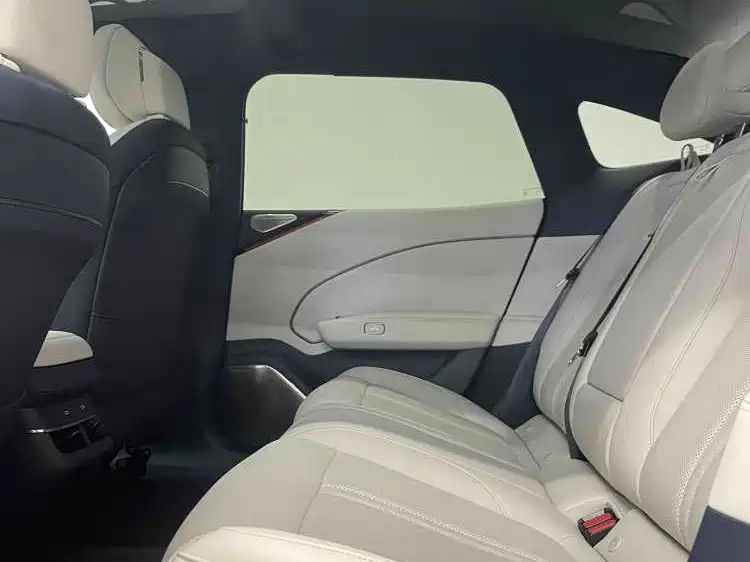 ZEEKR EXTREME KRYPTON 007