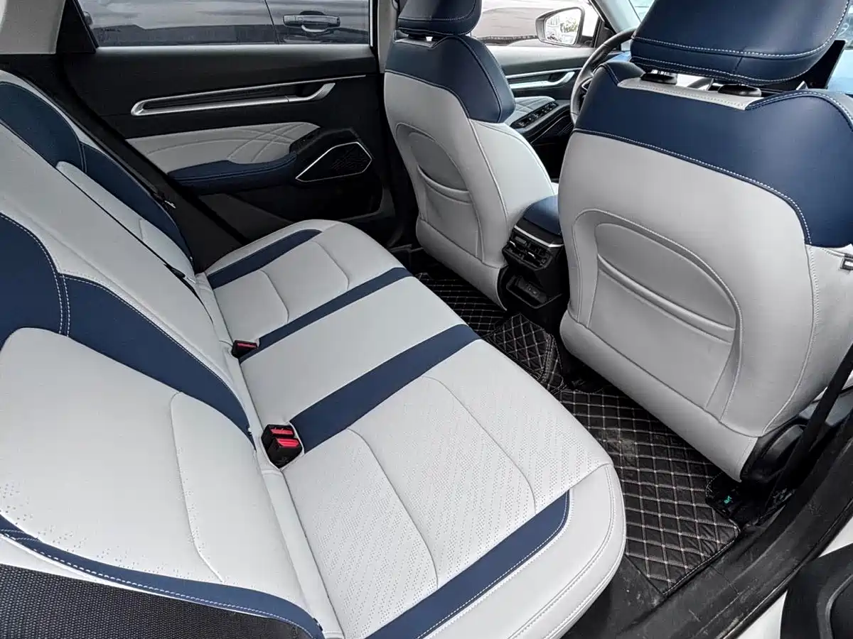 GEELY AUTOMOBILE EMGRAND