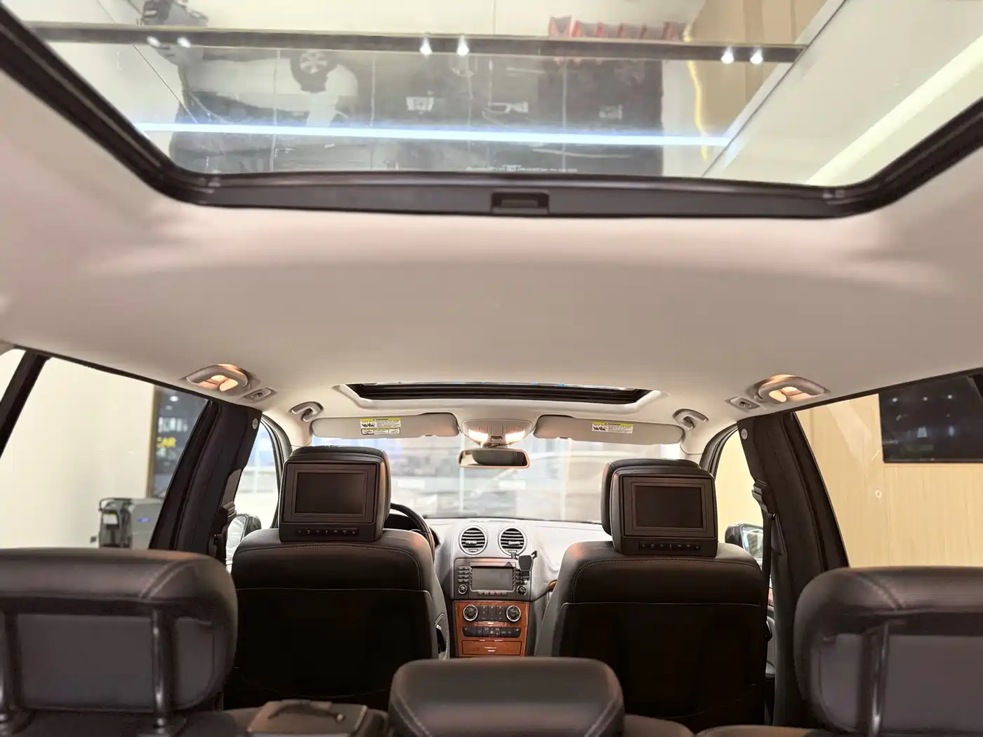 Mercedes-Benz GL-Class фото 9