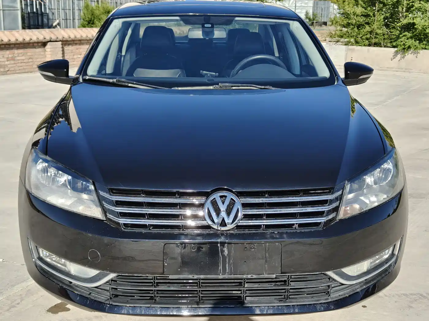 Volkswagen Passat 2014 1.8TSI DSG Luxury Edition фото 2