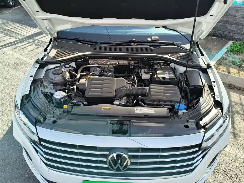 Volkswagen Lavida 2024 Model 1.5L Automatic 5 Million Edition фото 11