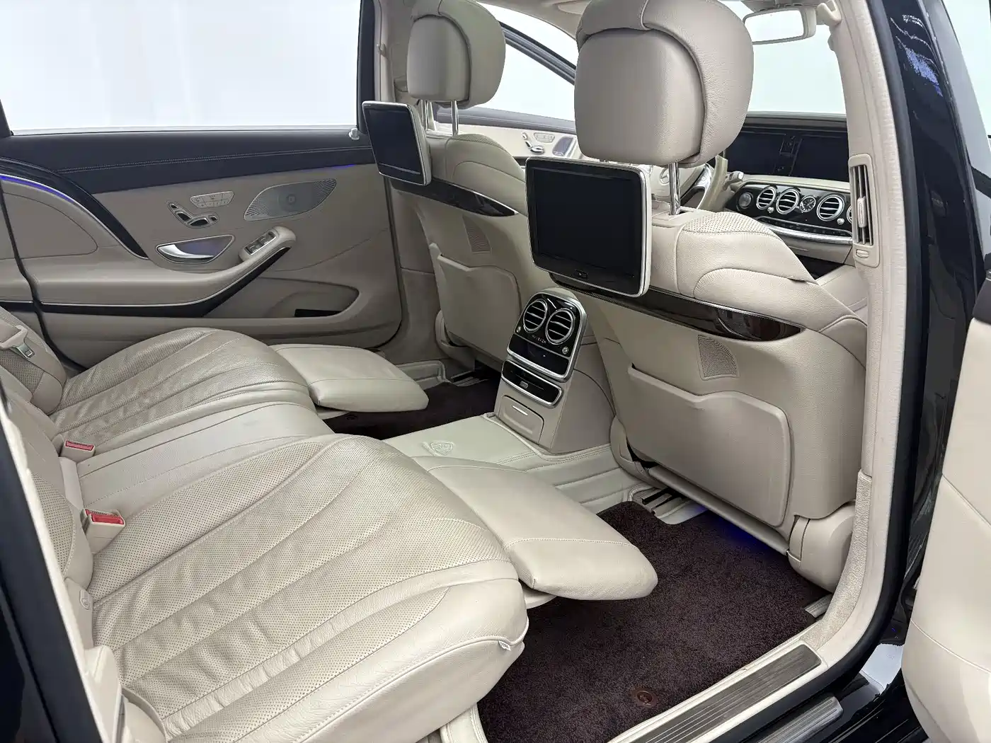 Mercedes-Benz Maybach S-Class 2015 S 400 4MATIC фото 10