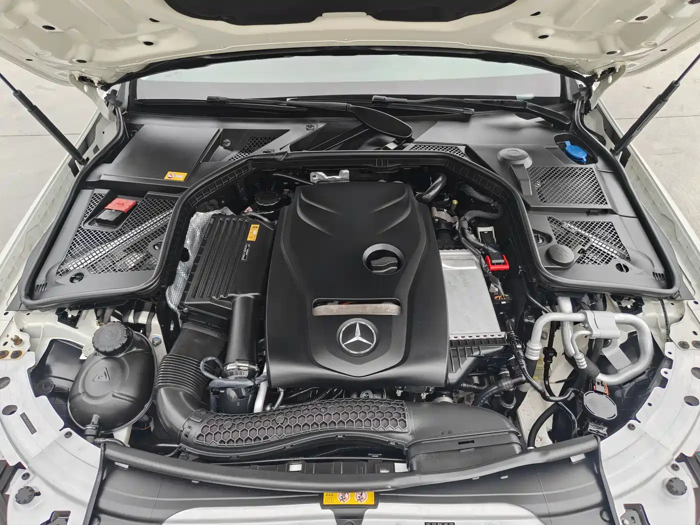 Mercedes-Benz C-Class 2015 C 200 L фото 18