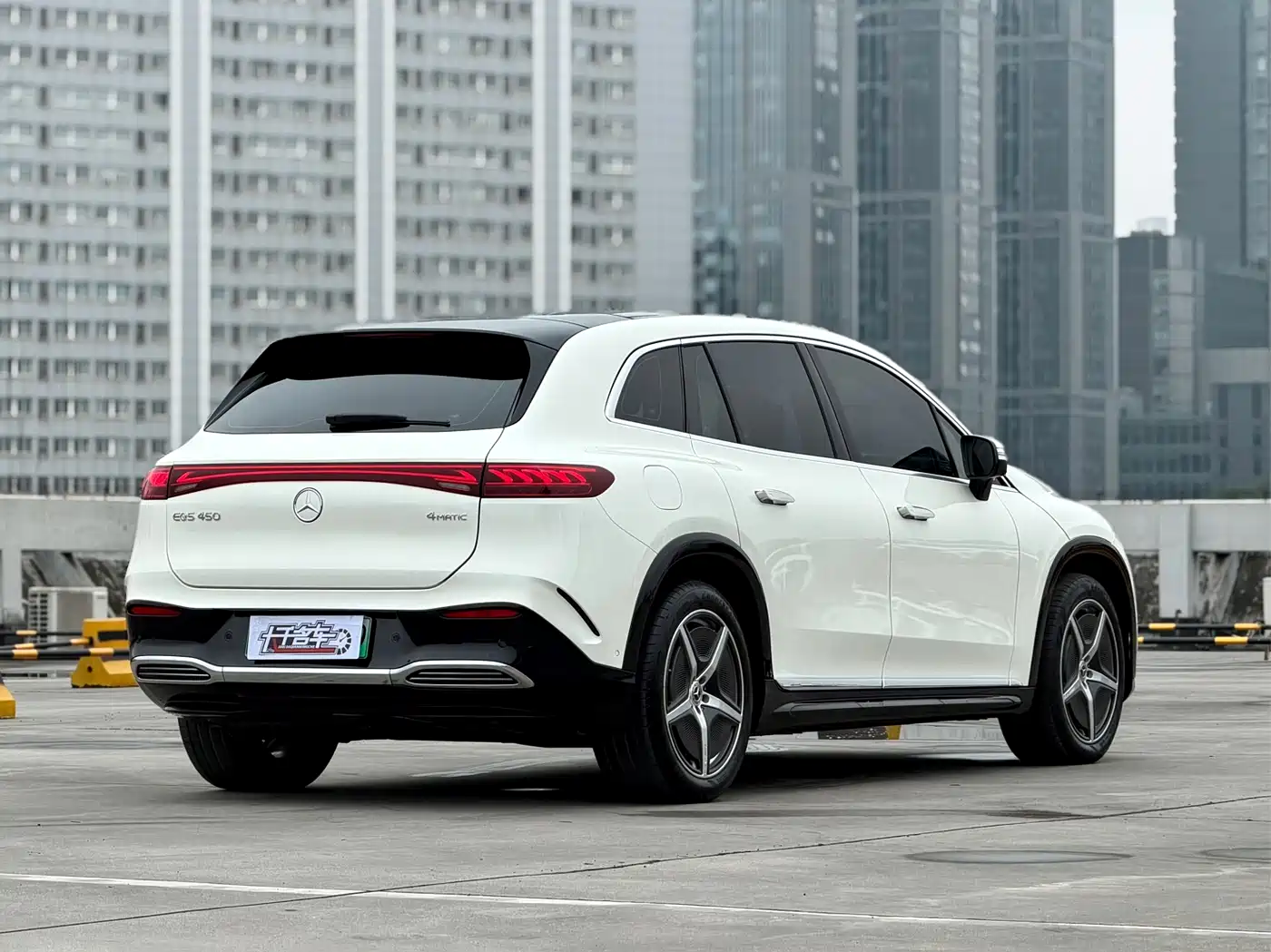 Mercedes-Benz EQS SUV 2023 450 4MATIC Pioneer Edition фото 5