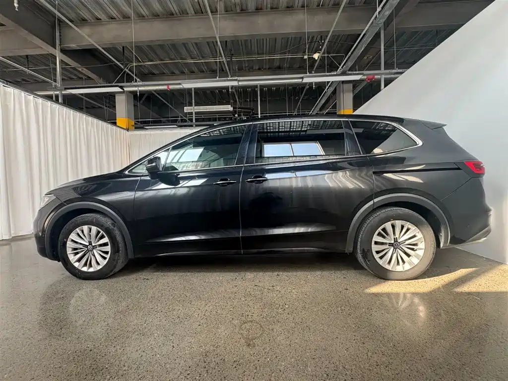 Volkswagen Viloran 2023 Facelift 330TSI Business Edition фото 6