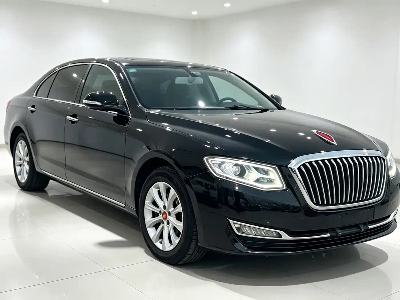 Hongqi H7 2017 2015 2.0T Luxury
