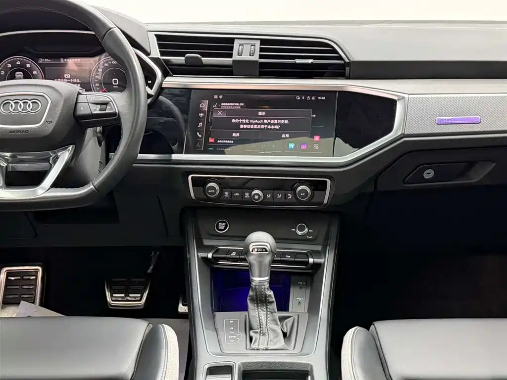 Audi Q3 2024 35 TFSI Fashion Sport фото 25