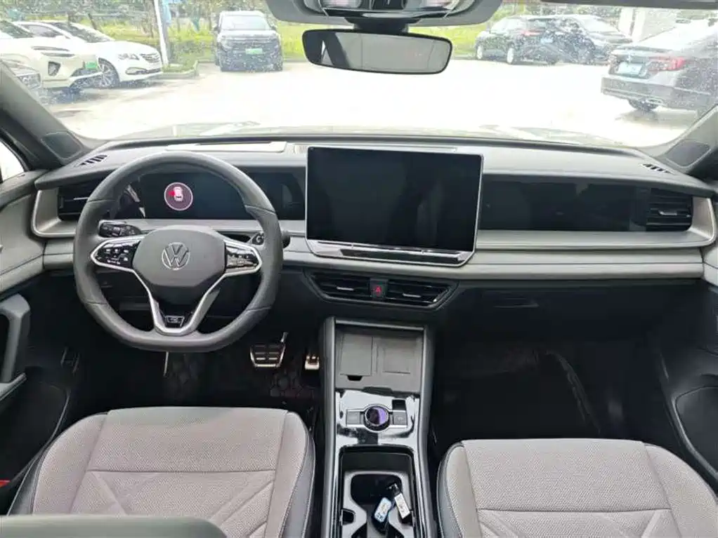 Photo 6 - Volkswagen Tayron