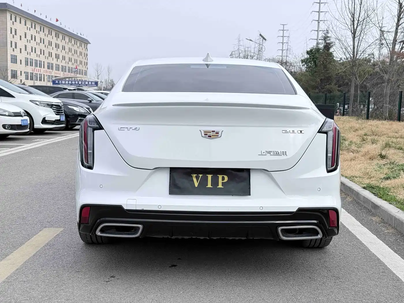 CADILLAC CT4