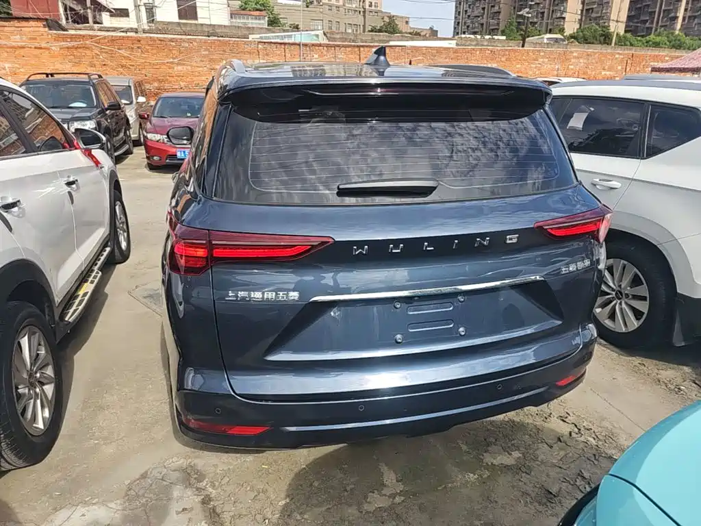 Wuling Motors Wuling Victory 2021 2020 1.5T CVT Flagship