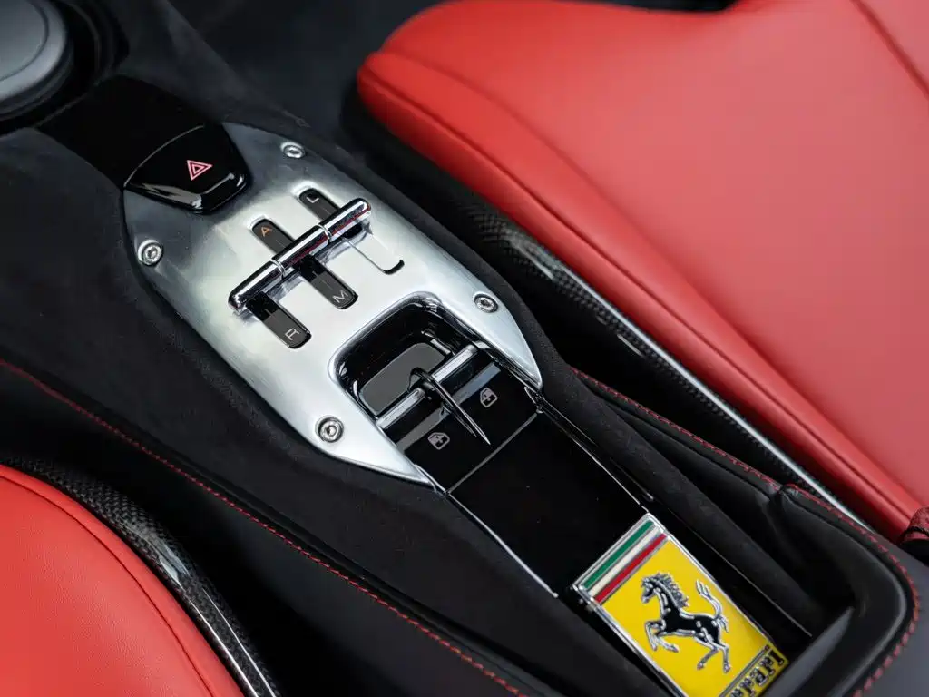Ferrari SF90 2022 2020 3.9T V8 Stradale