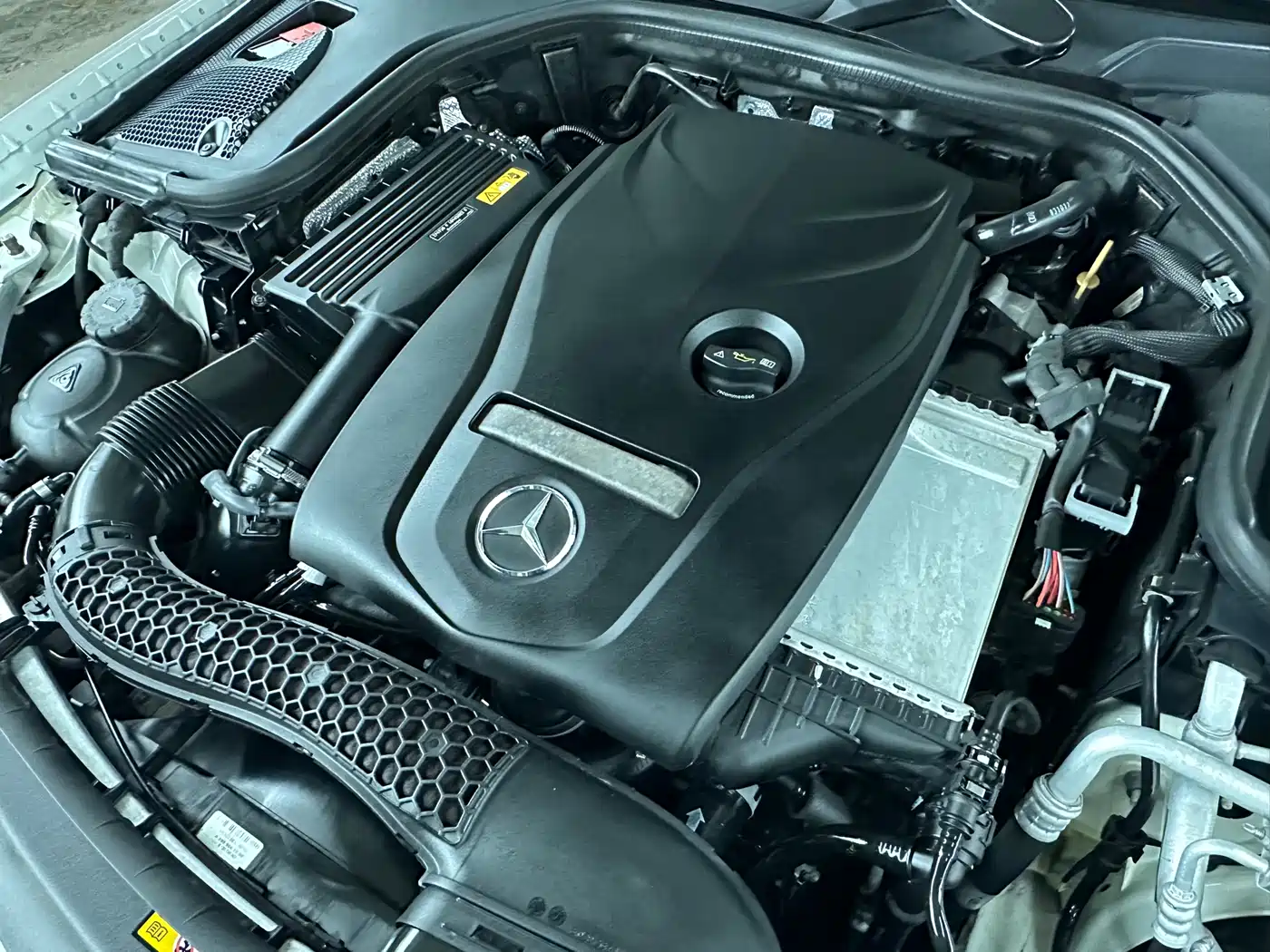 Mercedes-Benz E-Class 2018 E 200 L Sport фото 21